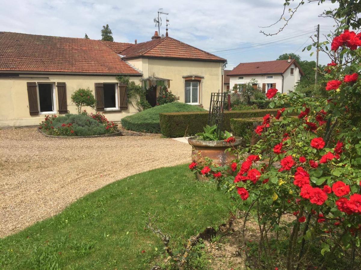 Pontailler-sur-Saone Au Cafe De La Gare, Spa, Peche En Saone Bourgogne Maison De Charme Spacieuse Dijon Dole Gray מראה חיצוני תמונה